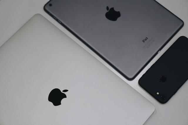 iPad四面楚歌:它能否在iPhone与Mac的夹击中生存?
