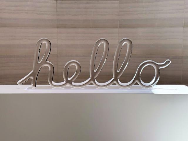 独家揭秘：苹果内部神器Enchanté，员工生产力爆表的AI聊天机器人