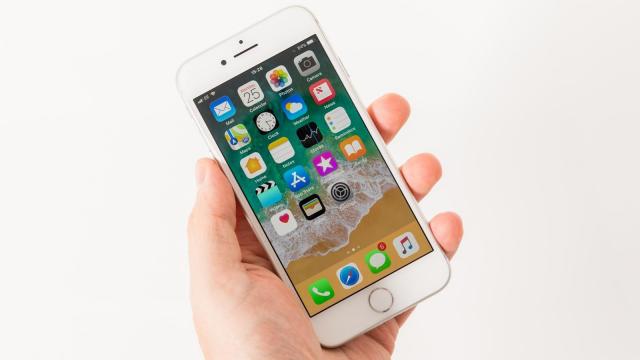 苹果紧急修复！iOS 16.7.13导致澳洲iPhone断网瘫痪，已火速推送解决方案