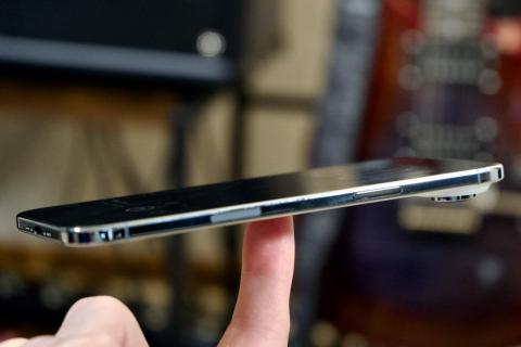 Ookla C1X报告里最炸裂的一点：大家居然都在抢购iPhone Air