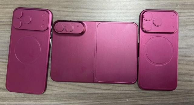 新款iPhone Fold“假机”曝光,透露即将推出的折叠旗舰关键细节