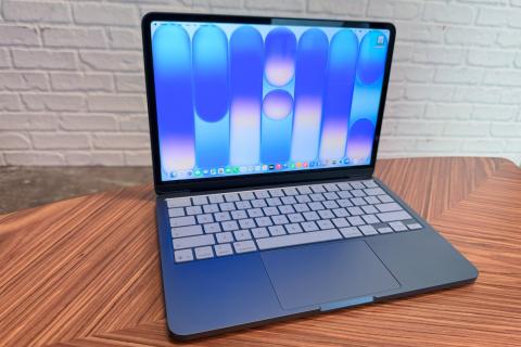 微软花大价钱搞了个“严肃研究”,就为了证明 MacBook Neo 压根不是威胁