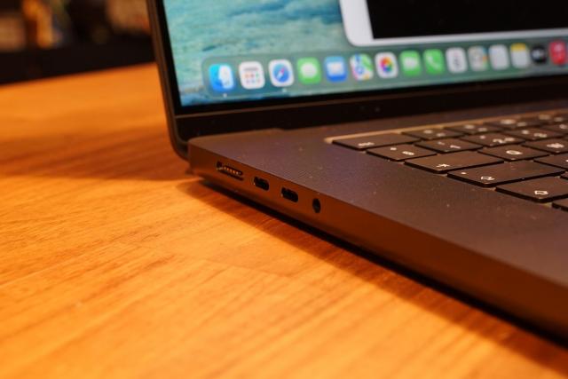 报道:触屏MacBook Pro刚刚跨过一大生产难关