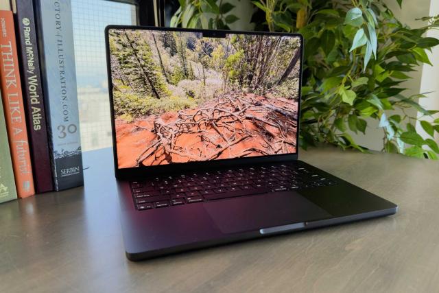重磅爆料:苹果或将推出搭载M5 Ultra的触屏MacBook Pro
