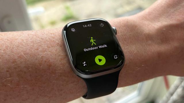 代码提前泄密:Apple Watch Series 12 四项新功能曝光