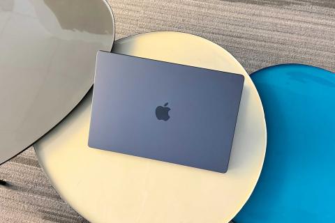 乔布斯当年不买账的触控屏MacBook，定档10月27日